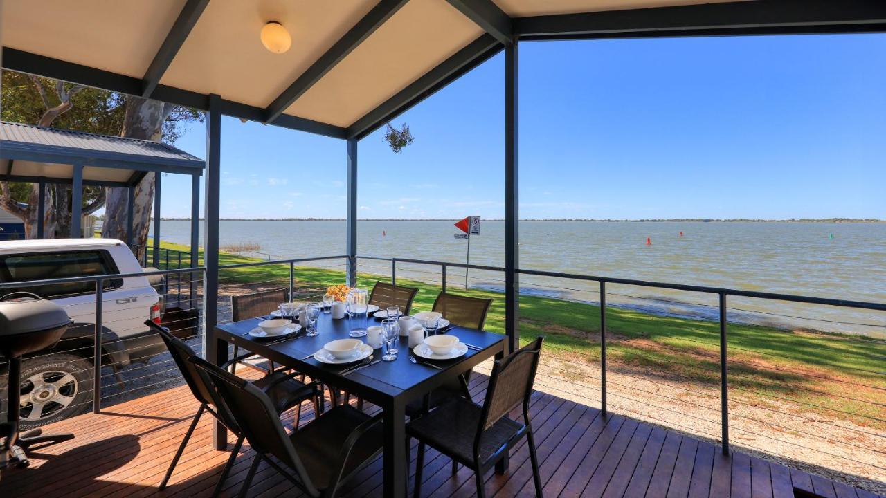 Lake Boga Caravan Park Luaran gambar