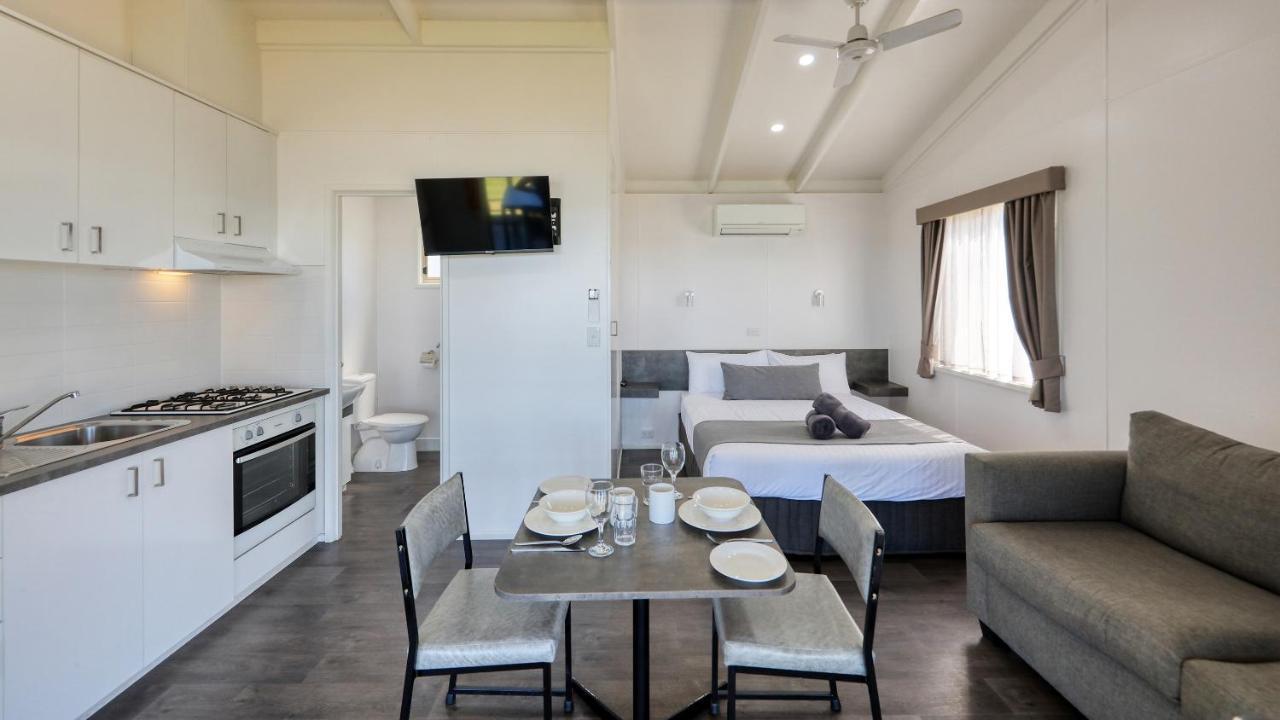 Lake Boga Caravan Park Luaran gambar