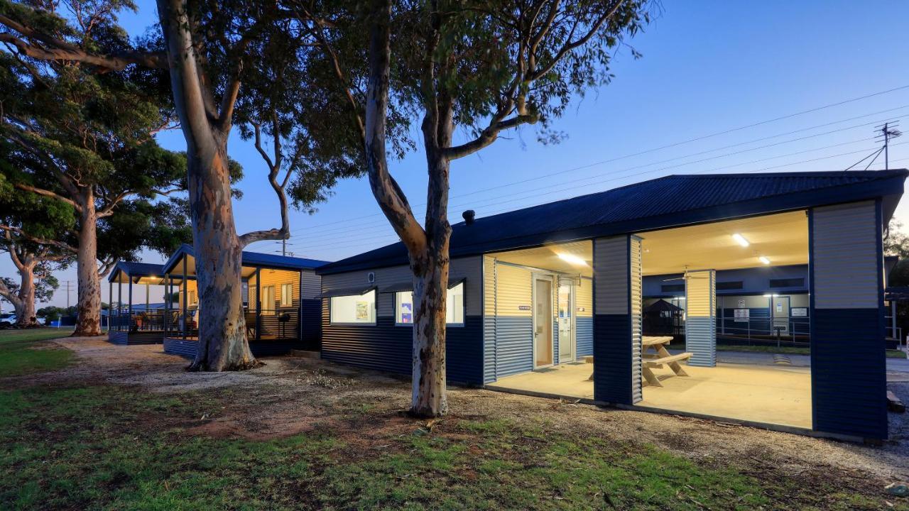 Lake Boga Caravan Park Luaran gambar