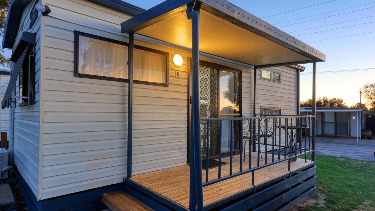 Lake Boga Caravan Park Luaran gambar