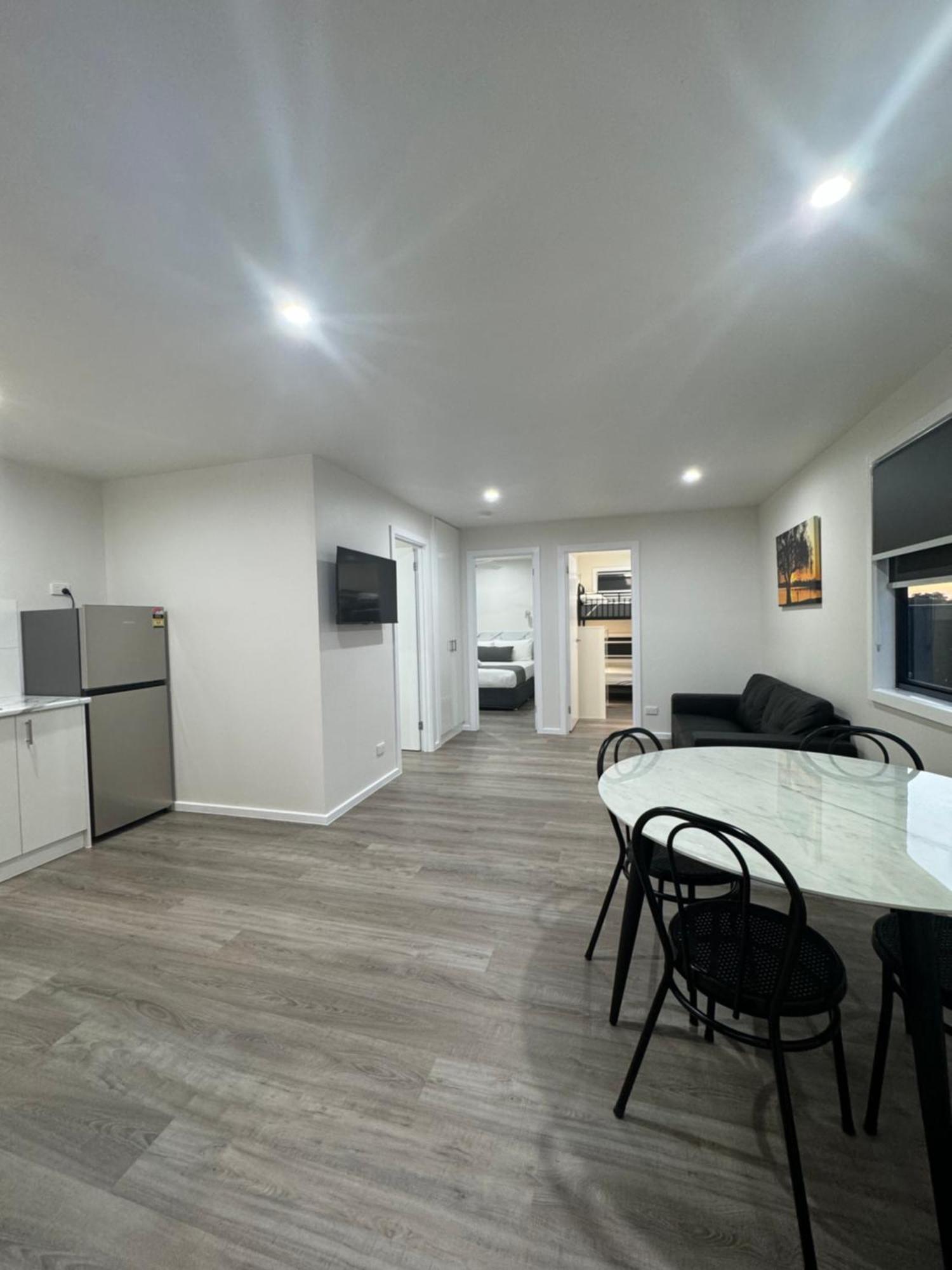 Lake Boga Caravan Park Luaran gambar